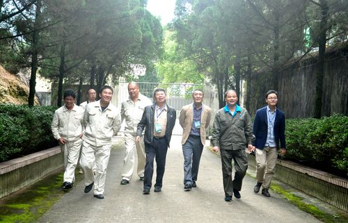2016年12月2日，永春縣政法委書記走訪永春分公司。（陳宏金）[2].jpg