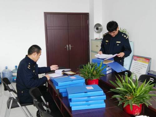 鄭利紅：龍巖新羅交通局運(yùn)管所檢查組到龍巖分公司檢查指導(dǎo)[3].jpg