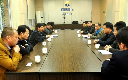 泉州交通局節(jié)前到永春分公司進行危貨運輸檢查。（陳宏金）[3].jpg