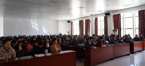 葉莉：海峽科化龍巖分公司舉辦春節(jié)后復(fù)工全員教育培訓(xùn)，圖為培訓(xùn)現(xiàn)場(chǎng)。[2].jpg