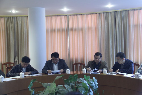 鄒小珍：省機電控股公司到我司開展八項規(guī)定檢��?[2].jpg