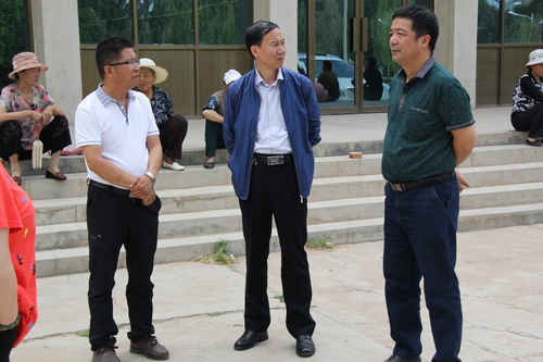 鐘晉陽：省工會(huì)慰問2.jpg