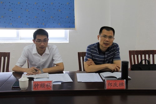 圖為鄭慶樟作強調講話_調整大小.JPG