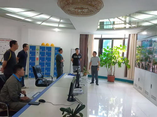 工信潘局走訪_調(diào)整大小.jpg