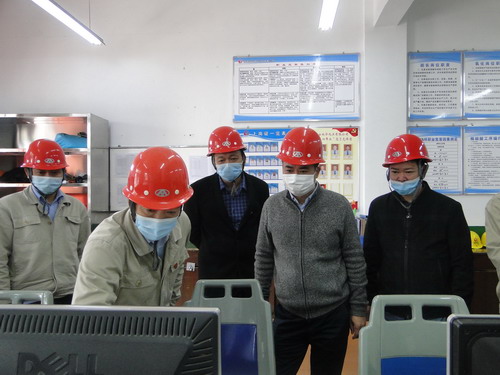 圖為：永安市常務(wù)副市長肖世龍檢查現(xiàn)場1拍攝者許麗珠_調(diào)整大小.JPG