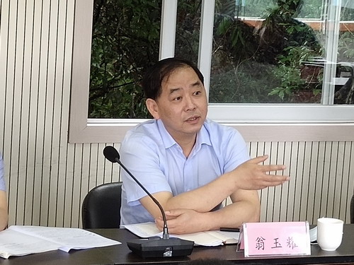 翁玉耀廳長在調(diào)研座談會(huì)上對企業(yè)高質(zhì)量發(fā)展提出希望和要求_調(diào)整大小.jpg