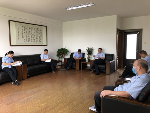 永安雙華公司許麗珠：6�?日支委（擴(kuò)大）會(huì)，專題部署意識(shí)形態(tài)工作。_調(diào)整大小.JPG
