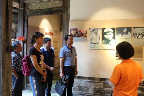 張力燕：龍巖分公司紀委開展“傳承紅色基因，弘揚良好家風”黨風廉政建設系列教育活�?_調(diào)整大小.jpg