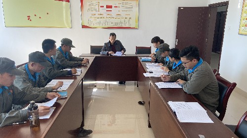 盧松燁：龍巖分公司團(tuán)支部召開2020年度組織生活會(huì)暨第四季度團(tuán)員大會(huì)~1.jpg