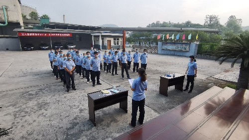 永安雙華公司朱達成：工藝趣味活動現(xiàn)場~1.jpg