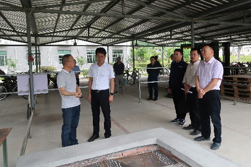 烽林莊忠旭：明溪縣委副書記、縣長陳華偉一行到海峽科化烽林分公司督導、調研安全生產暨防汛備汛工作~1.jpg