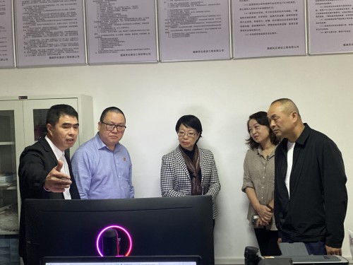 格式工廠民化建設(shè) 馬洪 龍巖市人大監(jiān)察和司法委主任陳曉文到民化建設(shè)公司開(kāi)展道路交通安全管理工作情況專題調(diào)研�?2).jpg